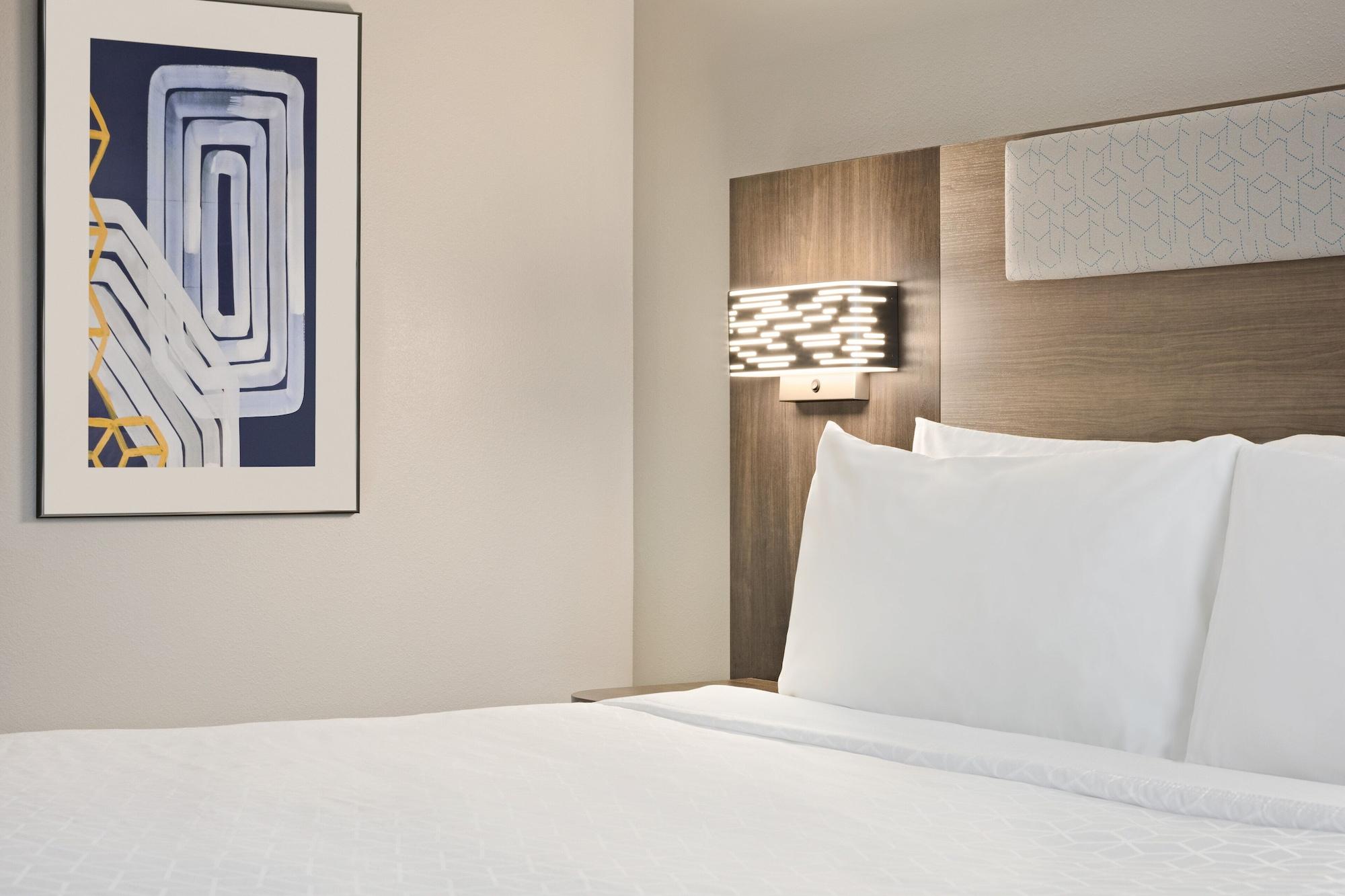 Hotel Express & Greenville-downtown By Ihg 3*